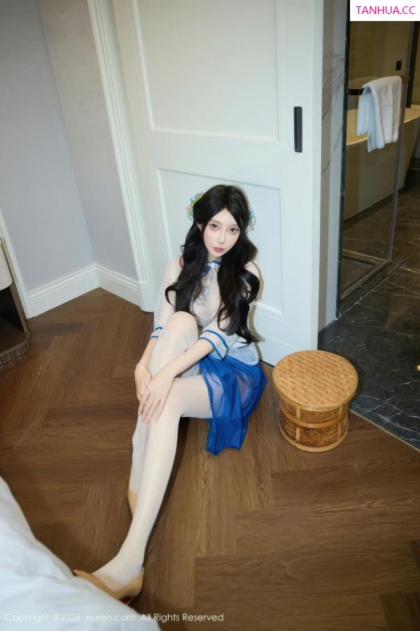 玥儿玥  [XiuRen]高清写真图 2026.01.05 No.11194 玥儿玥er 性感浅色内衣第8张图片